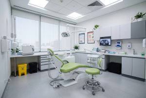 Read more about the article Tempat Jual Dental Unit Terpercaya untuk Efisiensi Pelayanan Klinik Gigi
